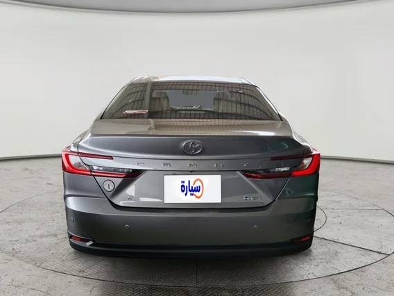 Toyota Camry  E HEV 2025 