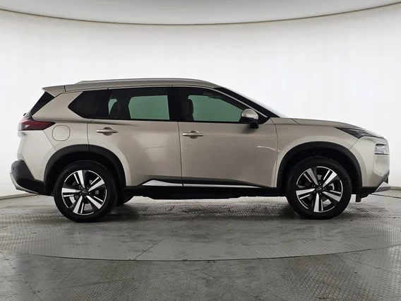 Nissan Xtrail SL 2023 دبل