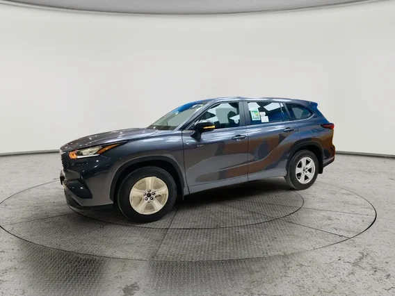 Toyota Highlander LE 2025 