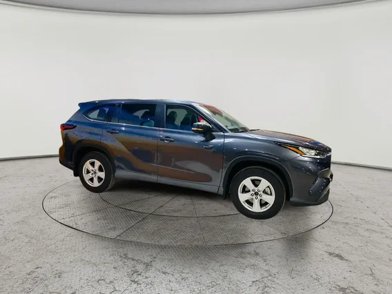 Toyota Highlander LE 2025 