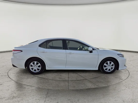 Toyota Camry  LE 2020 