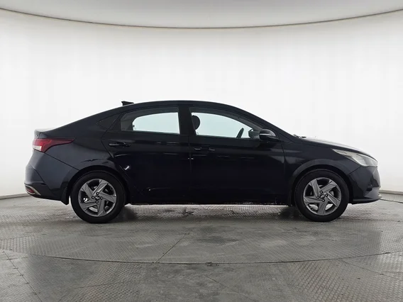 Hyundai Accent Mid 2021 
