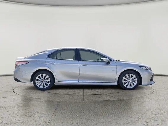 Toyota Camry  GLE 2020 
