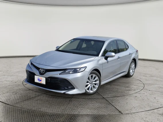 Toyota Camry  GLE 2020 