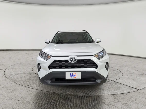 Toyota RAV4 XLE 2025 