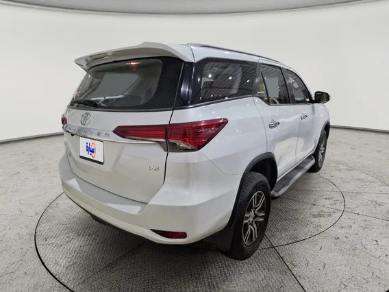 Toyota Fortuner VX 2023 دبل
