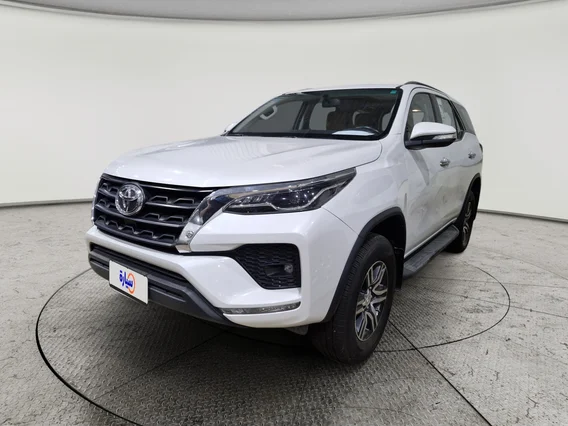 Toyota Fortuner VX 2023 دبل