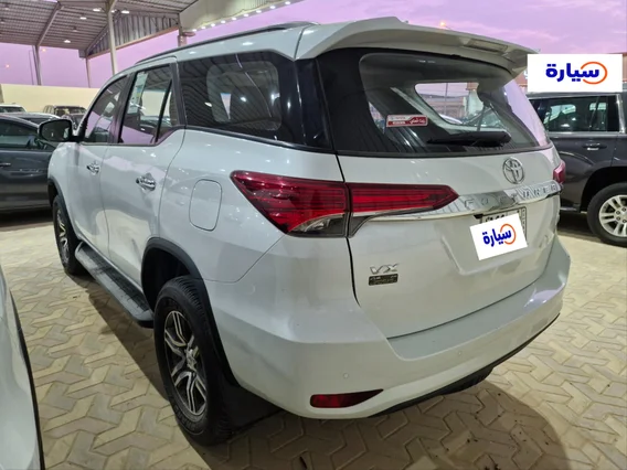 Toyota Fortuner VX 2023 دبل