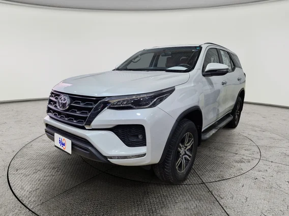 Toyota Fortuner VX 2023 دبل