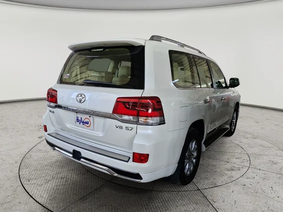 تويوتا لاندكروزر VXR 2018 دبل