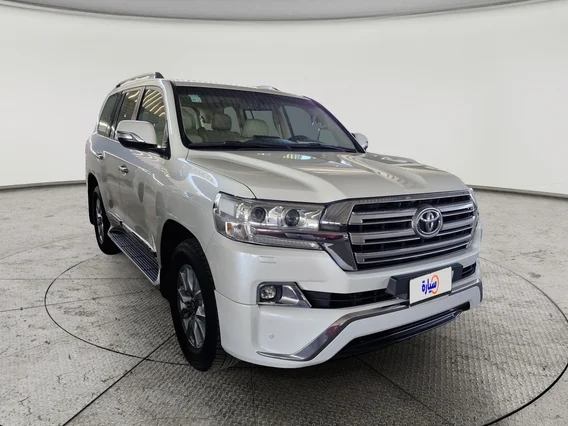 تويوتا لاندكروزر VXR 2018 دبل