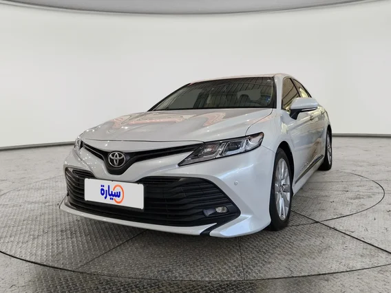 Toyota Camry  GLE 2020 