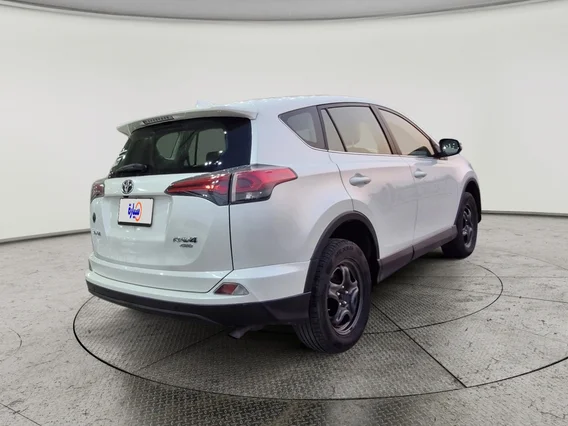 Toyota RAV4 XLE 2018 دبل