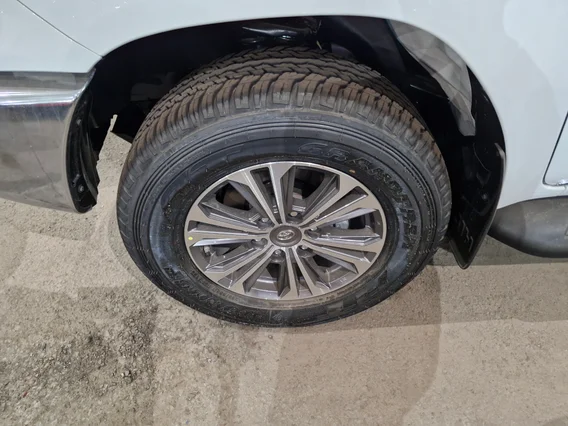 Toyota Hilux SGLX 4X4 AT DSL 2025 