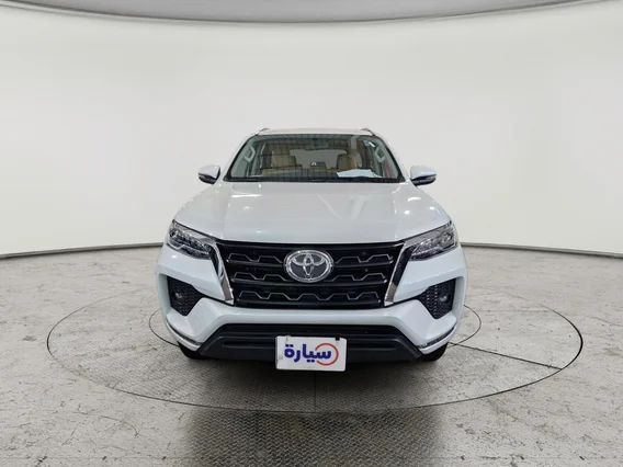 Toyota Fortuner VX 2023 دبل