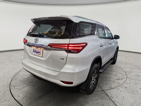 Toyota Fortuner VX 2023 دبل