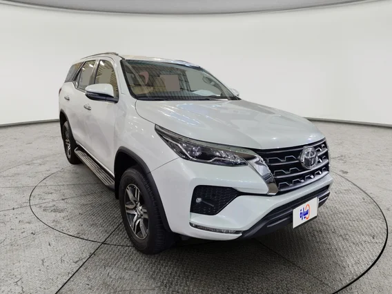 Toyota Fortuner VX 2023 دبل