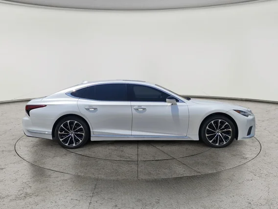 لكزس LS 500 BH Hybrid 2023 
