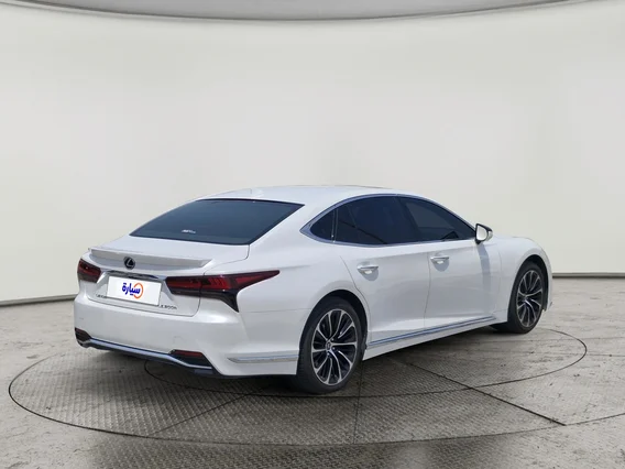 لكزس LS 500 BH Hybrid 2023 