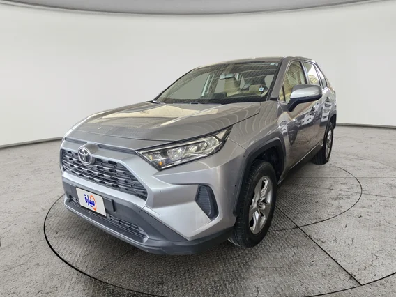 Toyota RAV4 LE 2021 