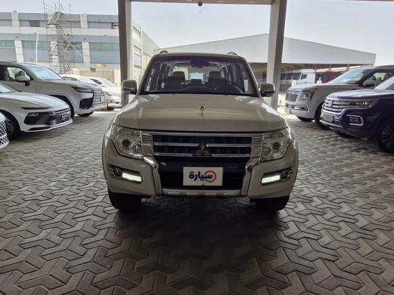 ميتسوبيشي باجيرو GLS 5Doors 2021 دبل