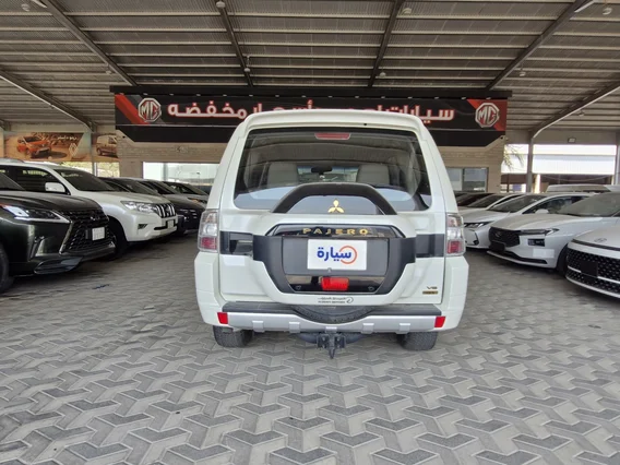 ميتسوبيشي باجيرو GLS 5Doors 2021 دبل