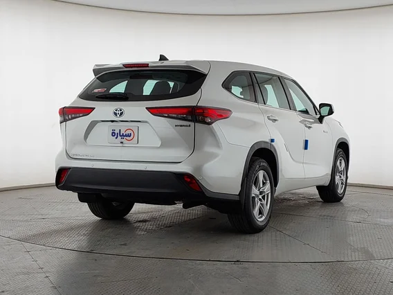 Toyota Highlander LE 2023 