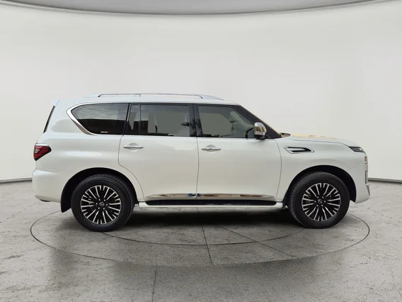 Nissan Patrol Platinum 2023 دبل