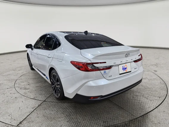 Toyota Camry  LE HEV 2025 