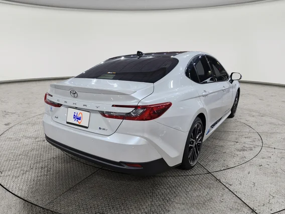Toyota Camry  LE HEV 2025 