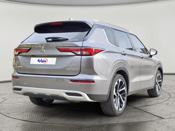 Mitsubishi Outlander GLX 2023 دبل