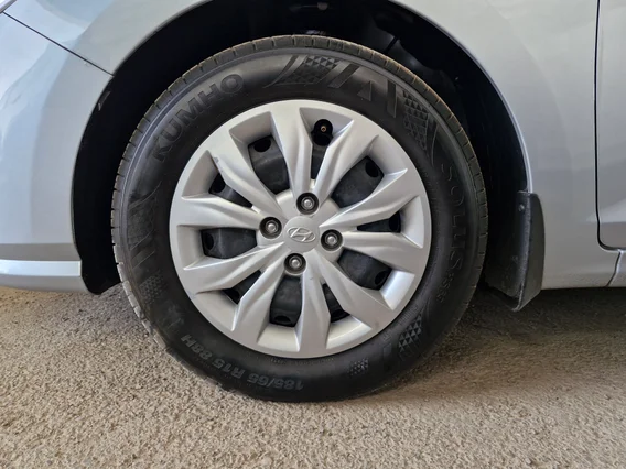Hyundai Accent Smart 2023 