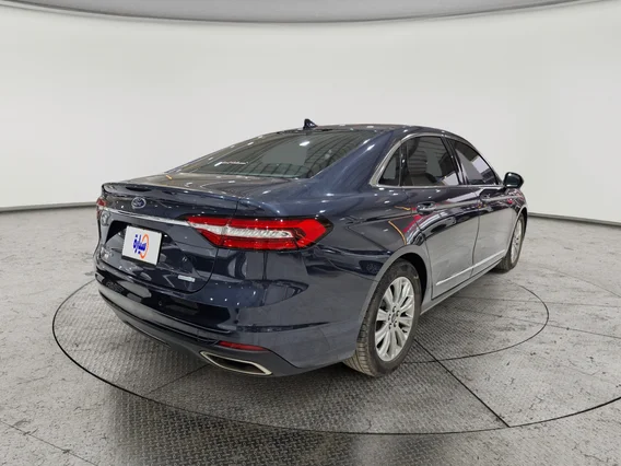 Ford Taurus Trend 2020 