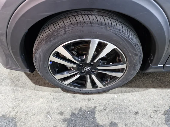 Nissan Kicks SV 2024 