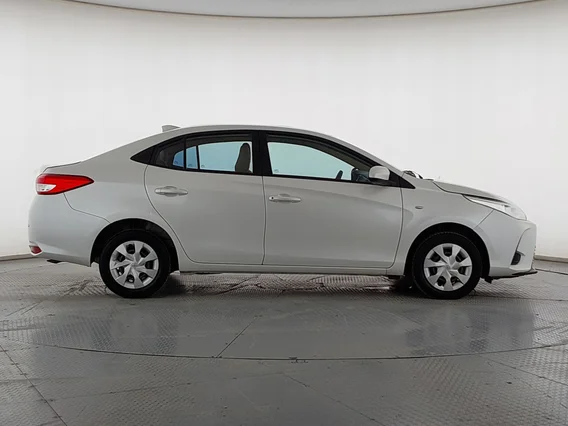 Toyota Yaris  Y 2022 