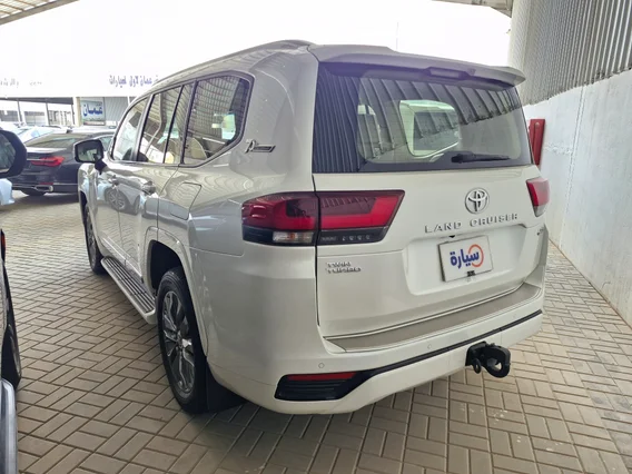 تويوتا لاندكروزر GXR4 2022 دبل