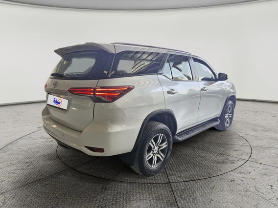Toyota Fortuner GX 2023 دبل