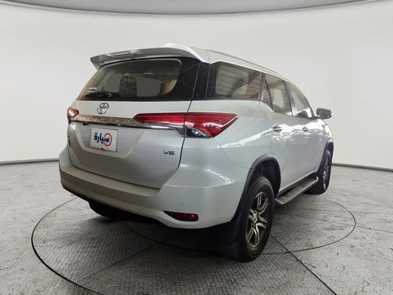 Toyota Fortuner VX 2023 دبل
