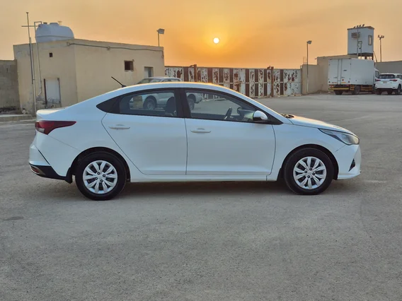 Hyundai Accent Smart 2023 