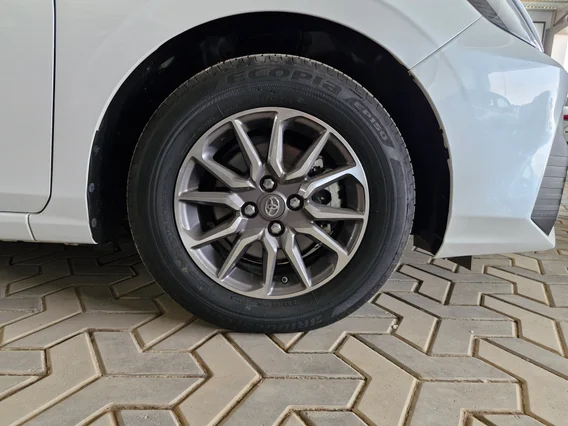 Toyota Yaris  Y 2023 