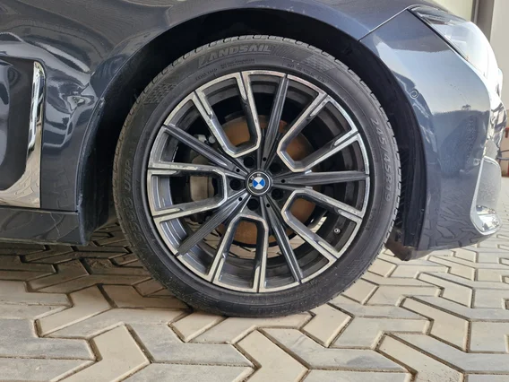 BMW 7 Series 730Li 2021 