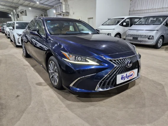 Lexus ES 300 H 2022 