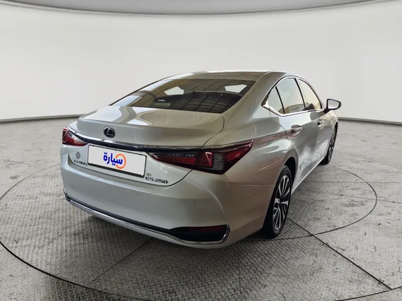 لكزس ES 250 AA Elegant 2024 