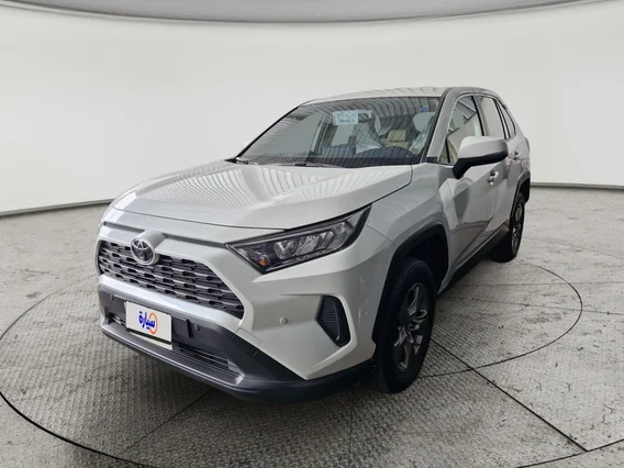 Toyota RAV4 LE 2024 
