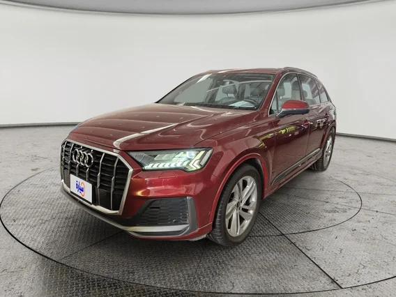 اودي Q7  2021 