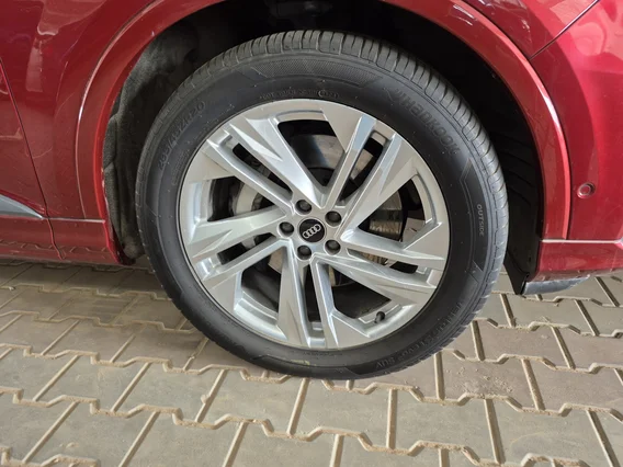 اودي Q7  2021 