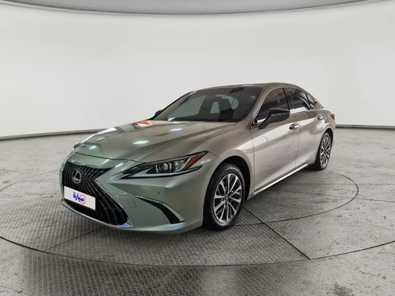 Lexus ES 250 2024 