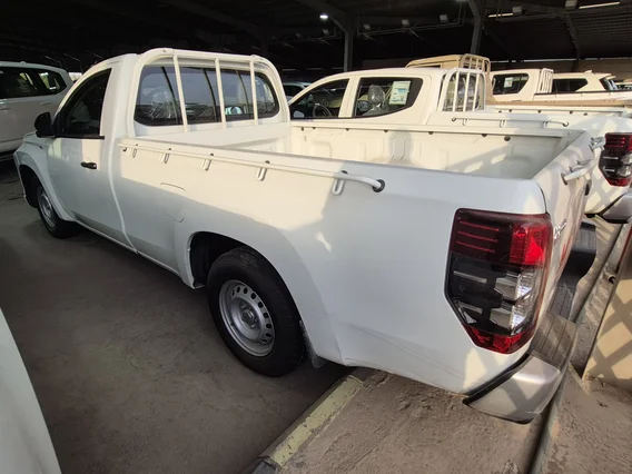 ميتسوبيشي L200 Regular Cap 2021 