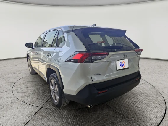 Toyota RAV4 LE 2024 