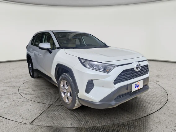 Toyota RAV4 LE 2024 